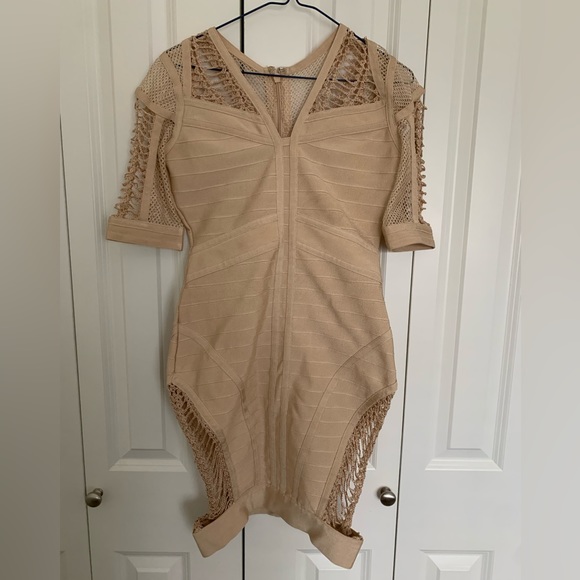 Gold Label couture beige bodycon cutout dress size Medium - Picture 1 of 10